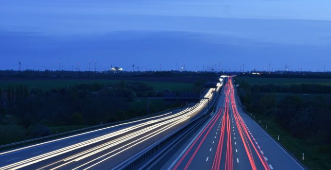 桃園闖紅燈、測速照相地點大公開